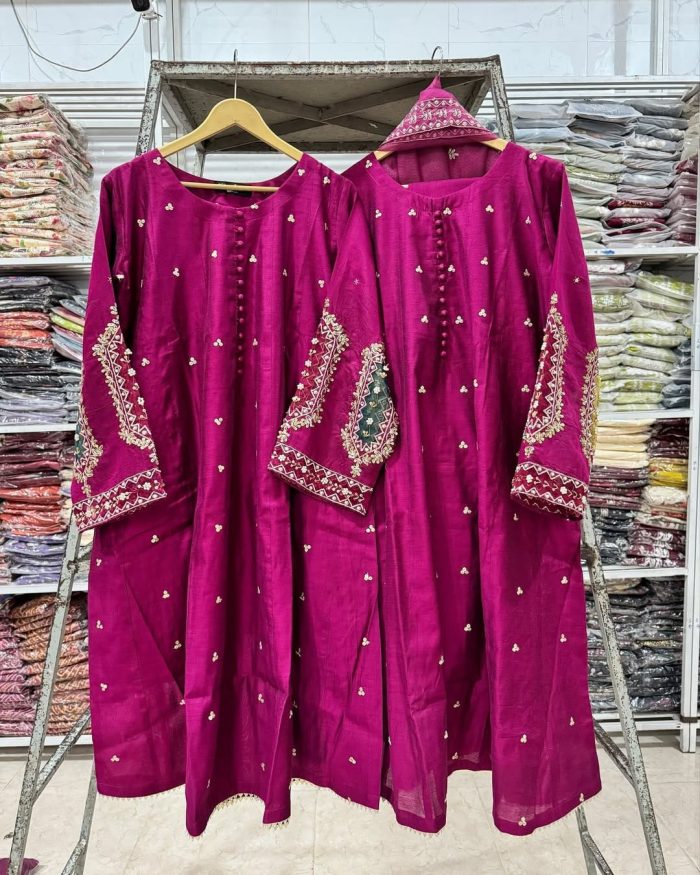 Luxury Embroidered Fancy Three pices Collection - Image 2